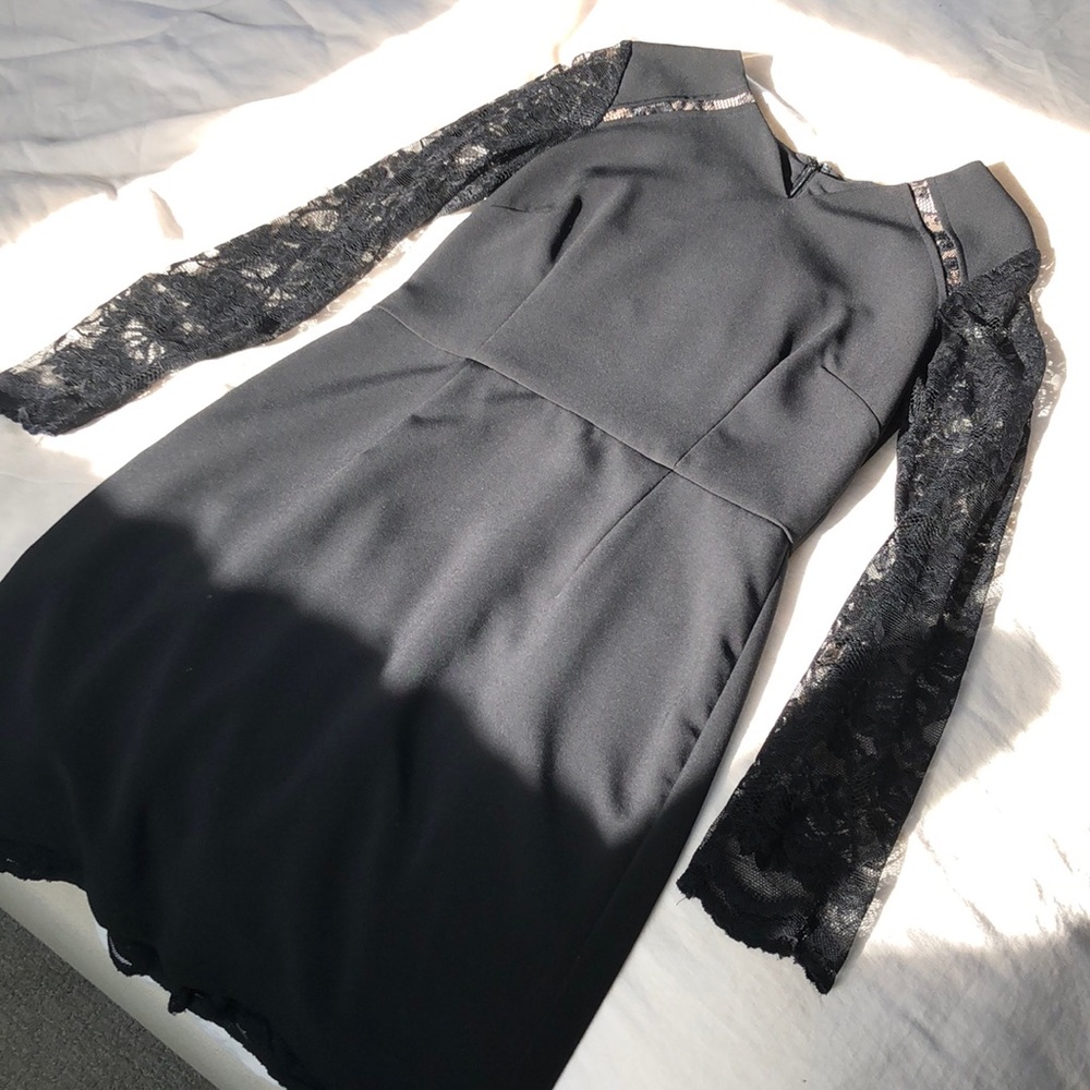 Like new Ivy + Blu cocktail dress - size 8